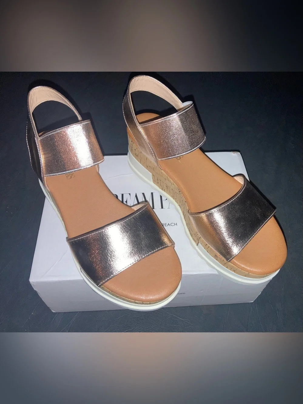 Dream Pairs stylish metallic